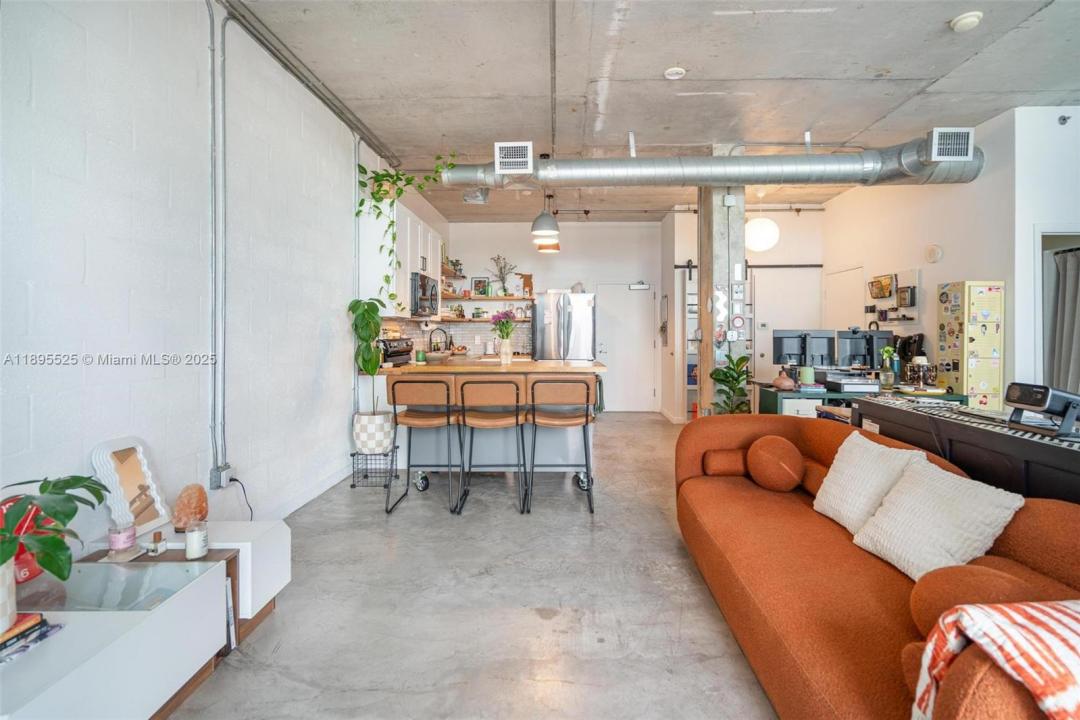 444 NE 30th St 801, Miami, פלורידה 33137, ארצות הברית של אמריקה