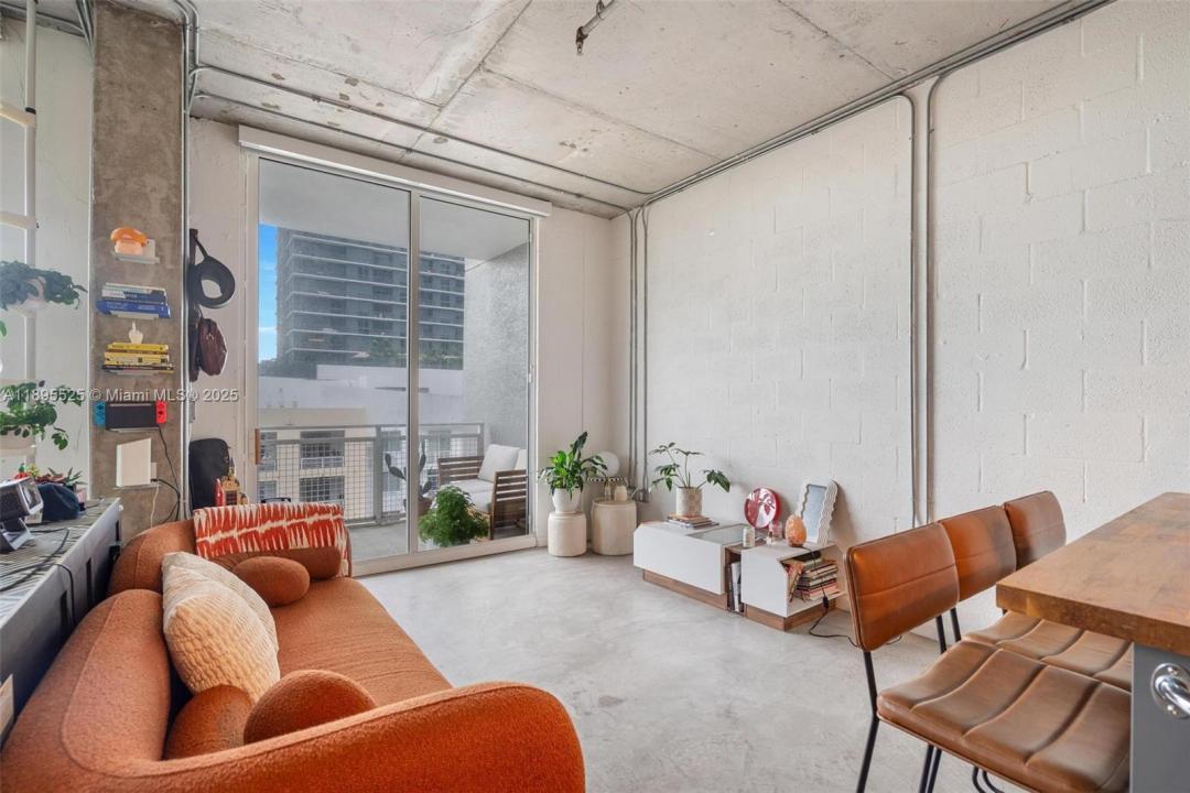 444 NE 30th St 801, Miami, פלורידה 33137, ארצות הברית של אמריקה