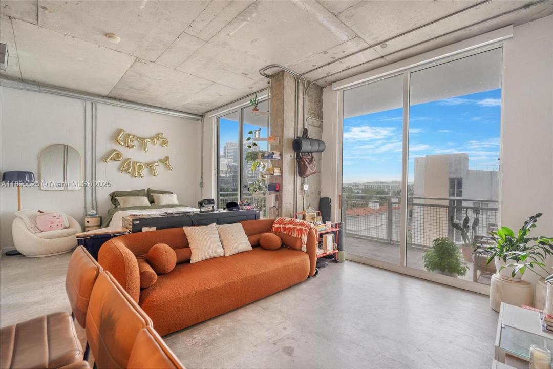 444 NE 30th St 801, Miami, פלורידה 33137, ארצות הברית של אמריקה