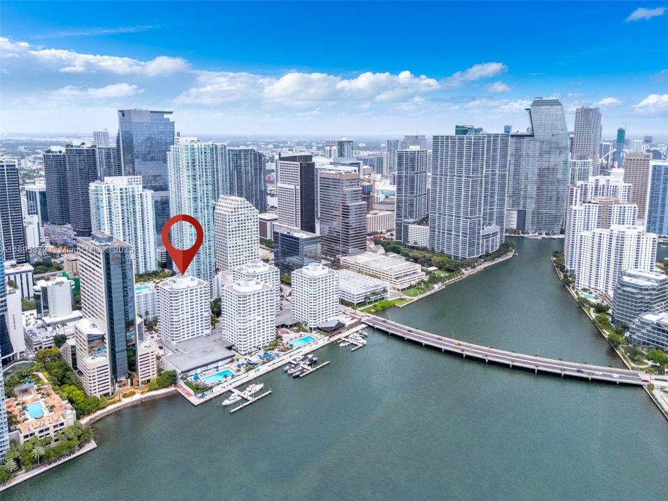 999 Brickell Bay Dr 1005, Miami, Флорида 33131, Соединенные Штаты