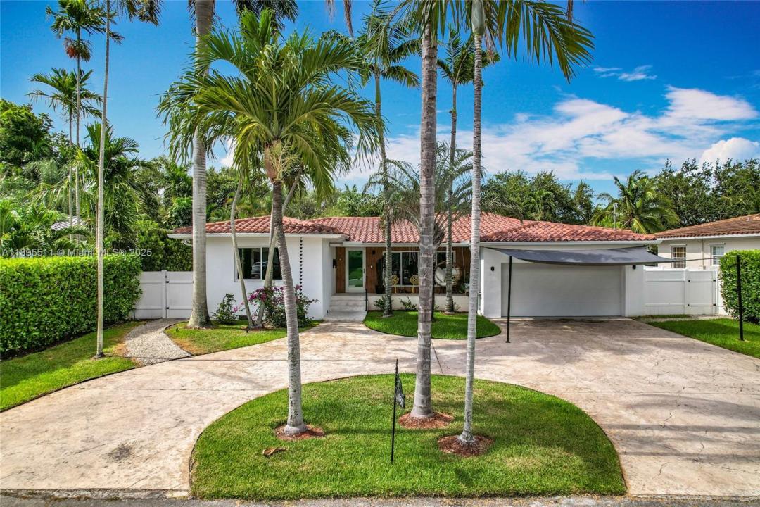 1080 NE 104th St, Miami Shores, فلوريدا 33138, الولايات المتحدة