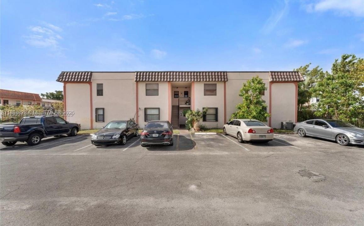 20730 NE 8th Ct 204-16, Miami, Florida 33179, Estados Unidos