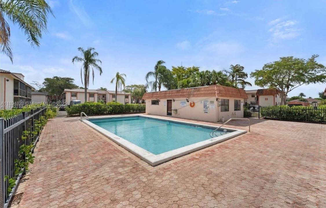 20730 NE 8th Ct 204-16, Miami, Florida 33179, Estados Unidos