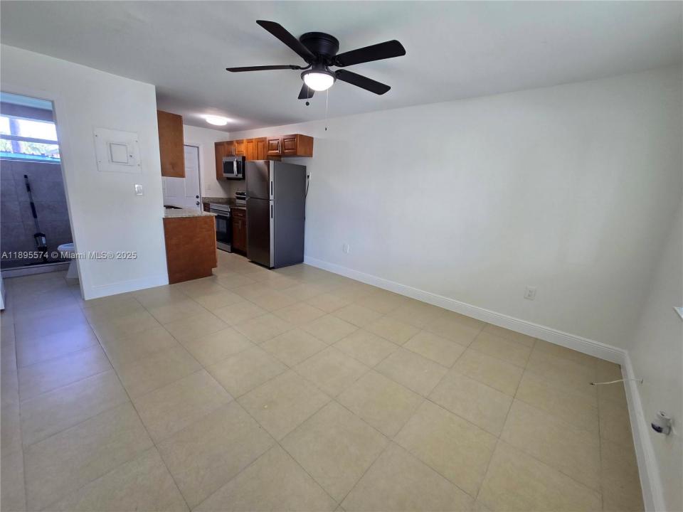 716 NW 14th Way A, Fort Lauderdale, 플로리다 33311, 미국