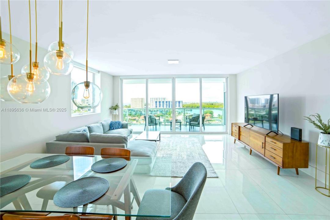 400 Sunny Isles Blvd 1408, Sunny Isles Beach, 佛罗里达州 33160, 美国