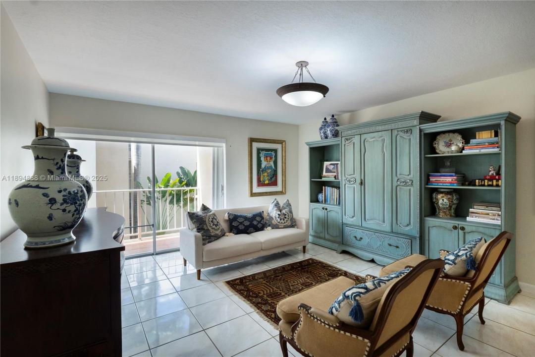 7725 SW 86th St A1-324, Miami, Floryda 33143, USA