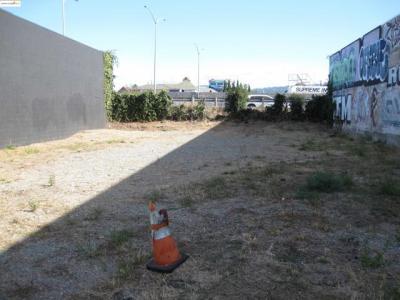 E 7Th St, Oakland, California 94601