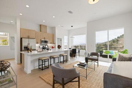 Fassler Avenue, Pacifica, California 94044, Stati Uniti