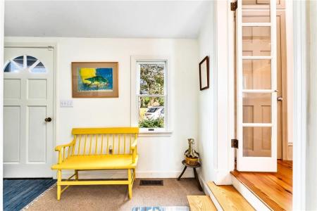 33 Samoset Avenue, Barrington, Rhode Island 02806, Estados Unidos