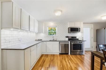 29 Dix Avenue, Johnston, Rhode Island 02919, États-Unis