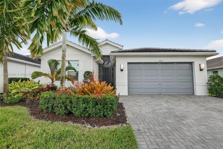12019 SW Seahorse Springs Ter, Port St. Lucie, Florida 34987