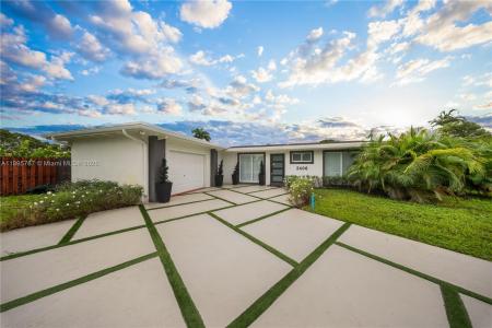 2406 Marathon Ln, Fort Lauderdale, Florida 33312, USA