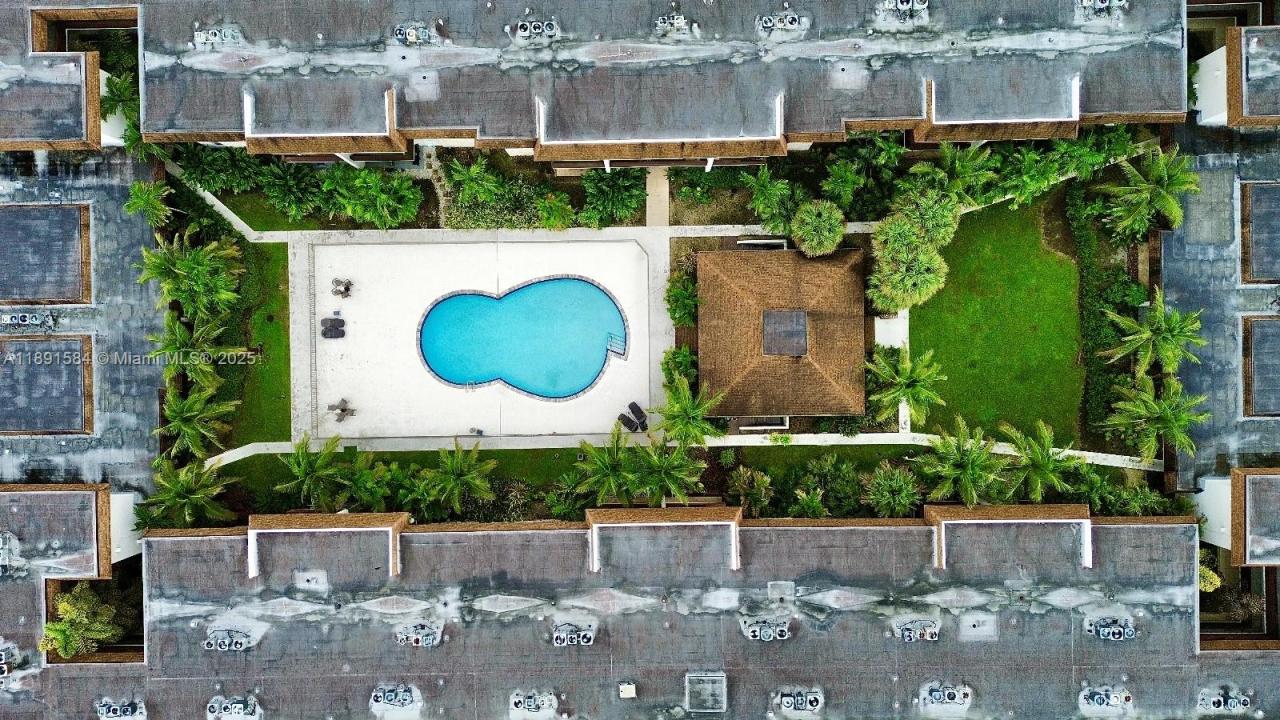7477 SW 82nd St C117, Miami, Florida 33143