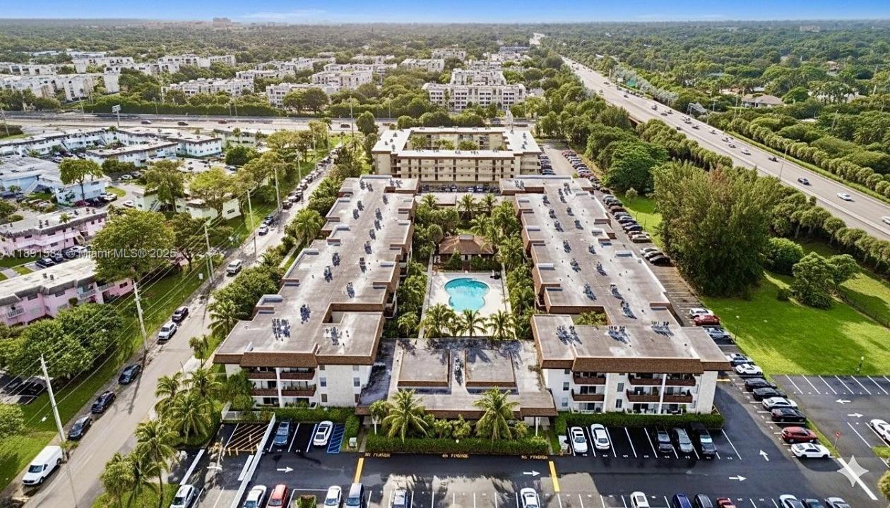 7477 SW 82nd St C117, Miami, Florida 33143