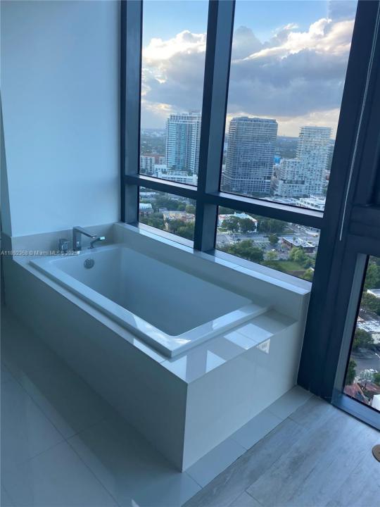 650 NE 32nd St 3108, Miami, 플로리다 33137, 미국