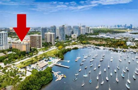 2951 S Bayshore Dr 603, Miami, Florida 33133, USA
