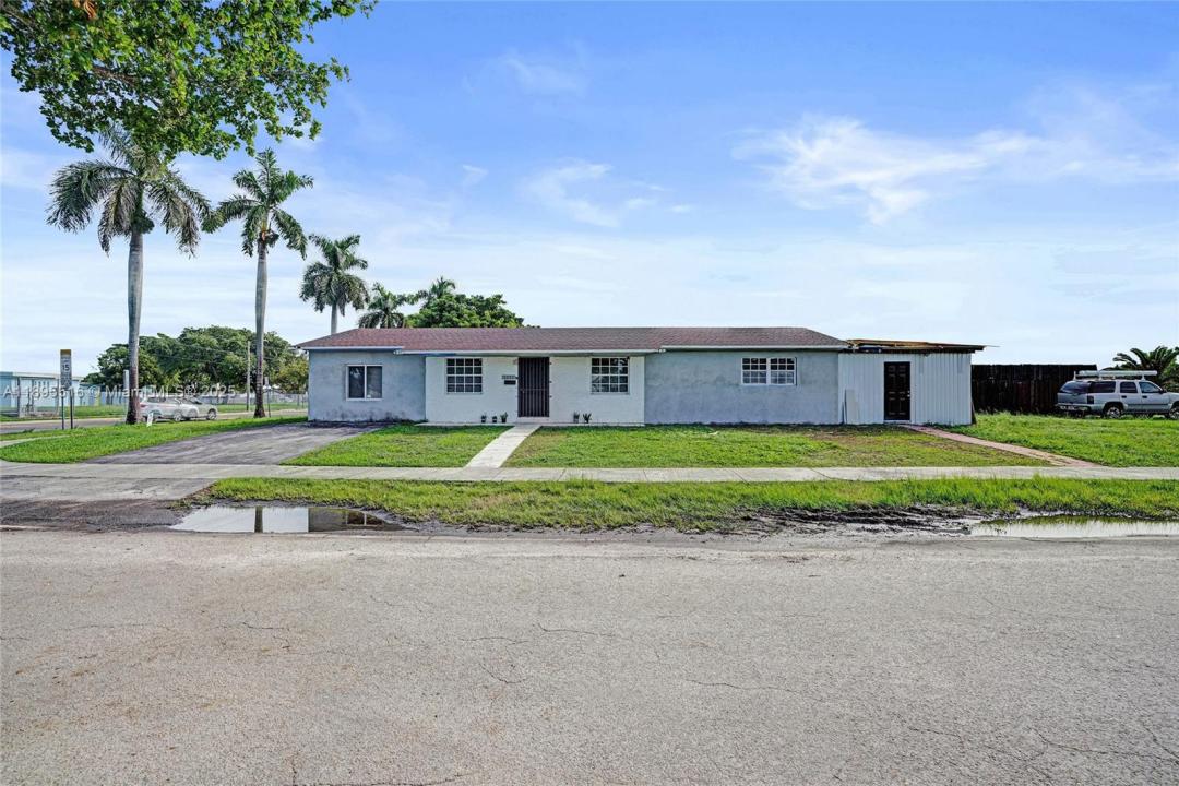 16005 SW 107th Ct, Miami, Florida 33157