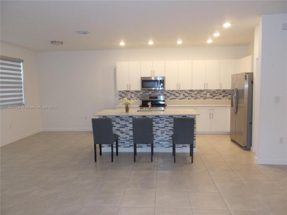 879 SE 26th Ter 0, Homestead, Floryda 33035, USA