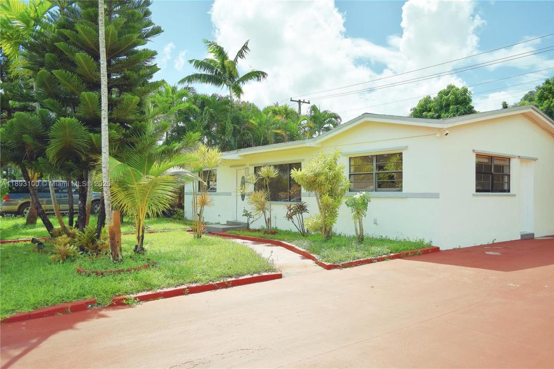 18600 NW 42nd Pl, Miami Gardens, Florida 33055, Estados Unidos