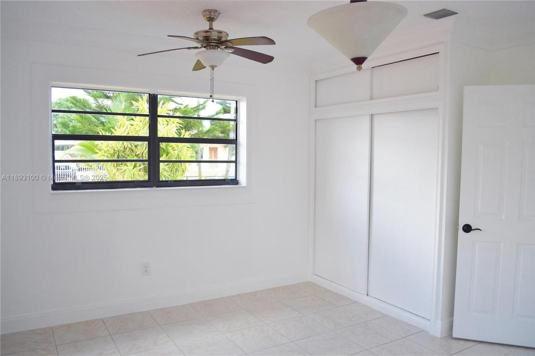 18600 NW 42nd Pl, Miami Gardens, Florida 33055, Estados Unidos