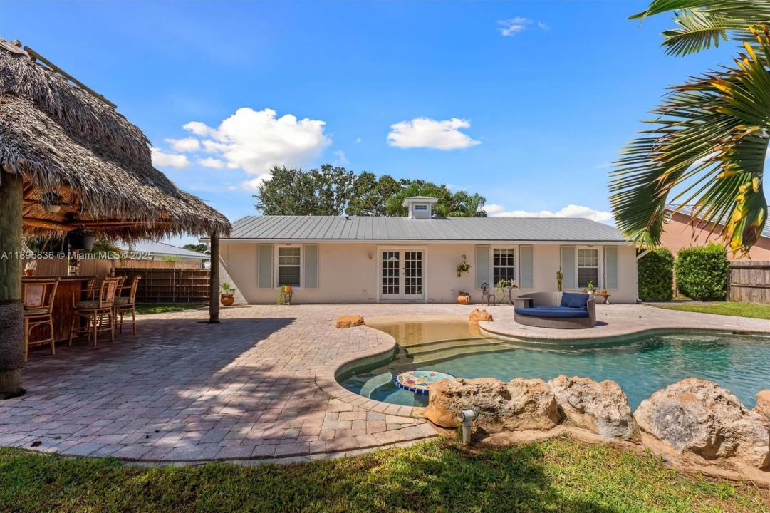 112 Prado St, Royal Palm Beach, Florida 33411, USA