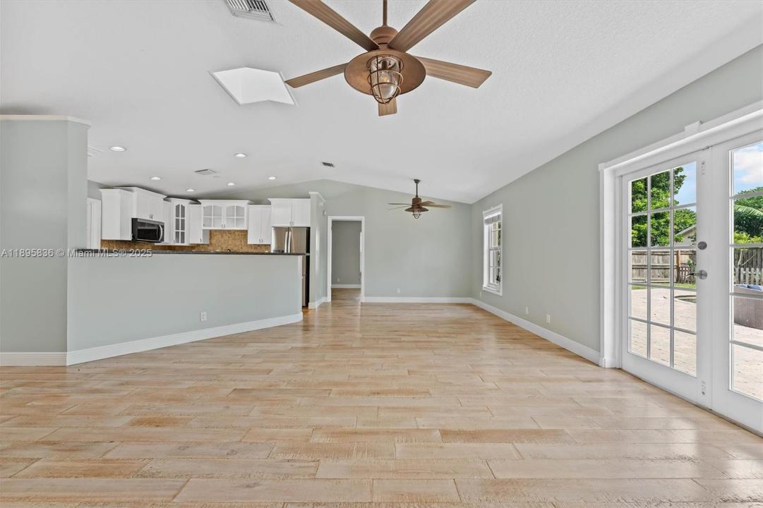 112 Prado St, Royal Palm Beach, Florida 33411, USA