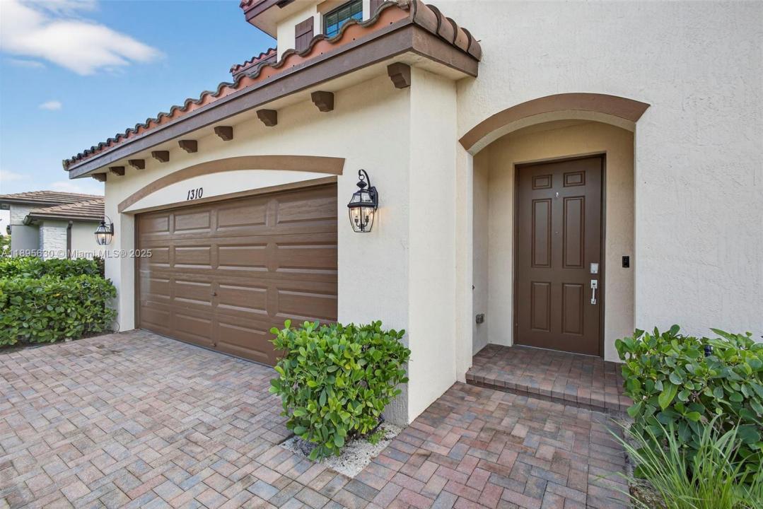 1310 Whitcombe Dr, Royal Palm Beach, Florida 33411, USA