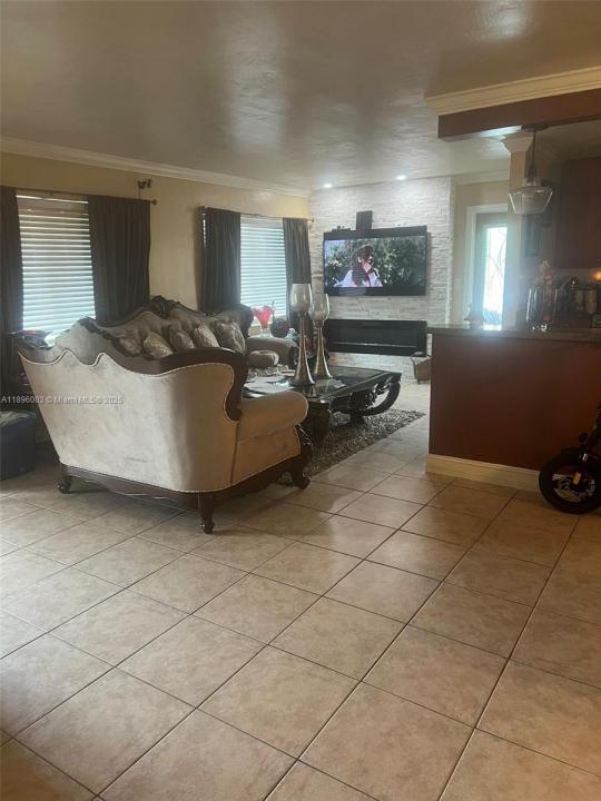 20131 NW 14th Avenue, Miami Gardens, 佛罗里达州 33169, 美国