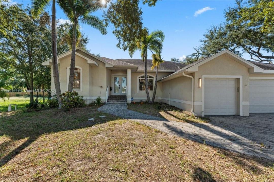 2706 SKIMMER POINT DR S GULFPORT, St Petersburg, フロリダ 33707, アメリカ合衆国