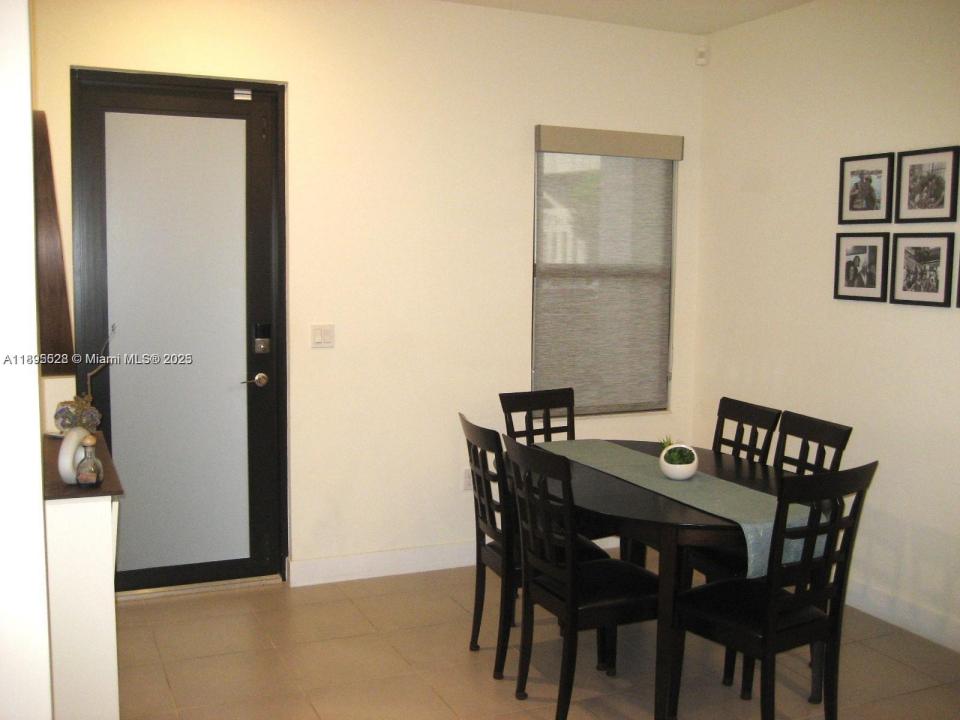 7815 NW 104th Ave 04, Doral, Flórida 33178, Estados Unidos