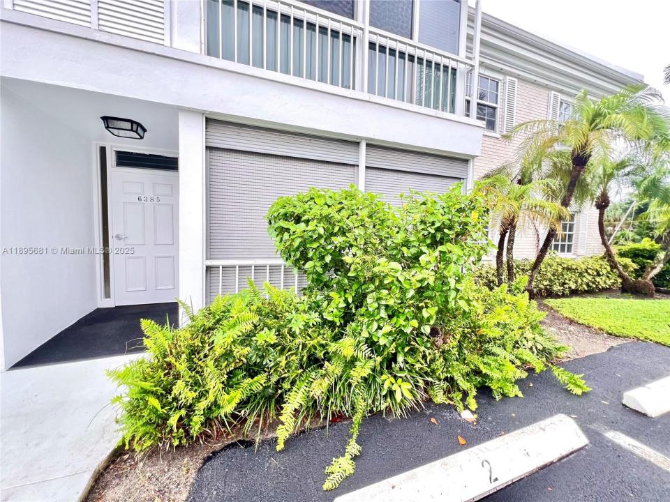 6385 Bay Club Dr 2, Fort Lauderdale, פלורידה 33308, ארצות הברית של אמריקה