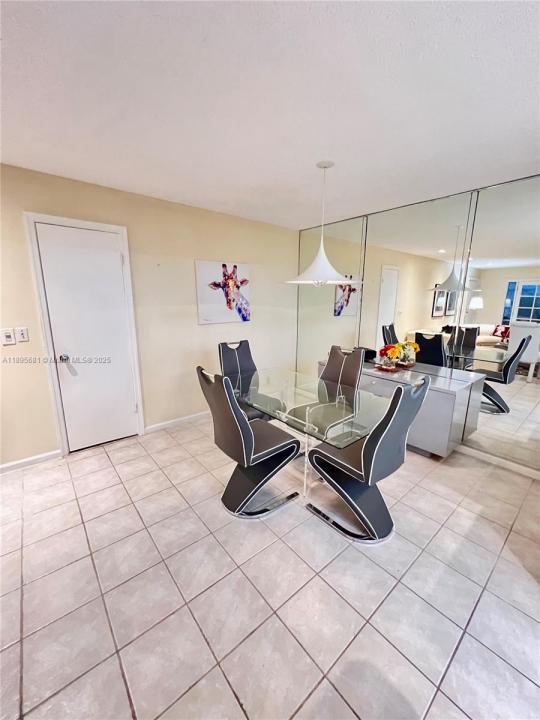 6385 Bay Club Dr 2, Fort Lauderdale, פלורידה 33308, ארצות הברית של אמריקה