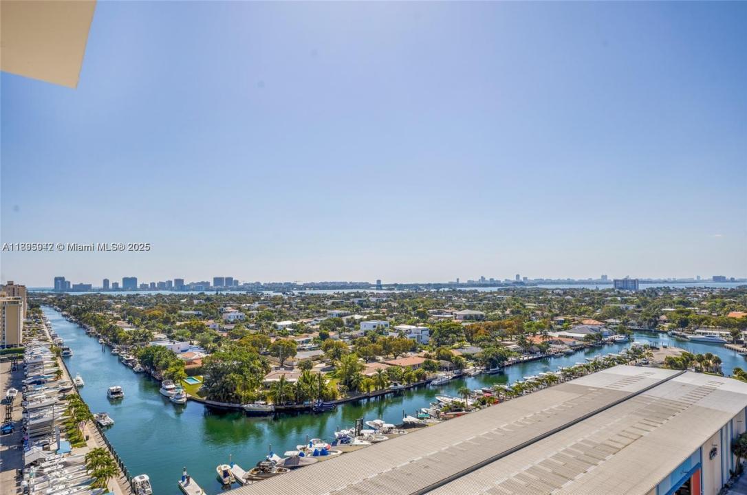 13499 Biscayne Blvd 1603, North Miami, 플로리다 33181, 미국