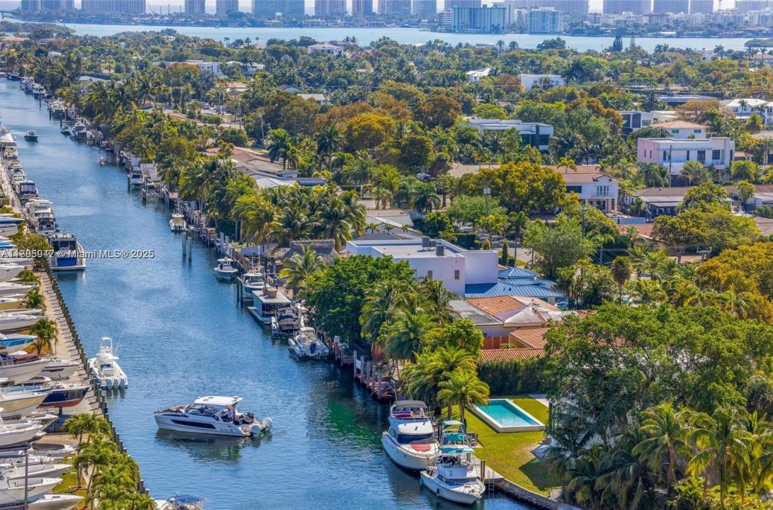 13499 Biscayne Blvd 1603, North Miami, 플로리다 33181, 미국