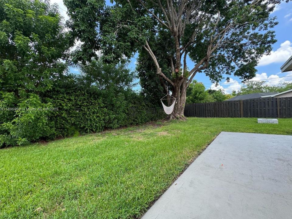 2631 NW 94th Ave, Sunrise, Florida 33322