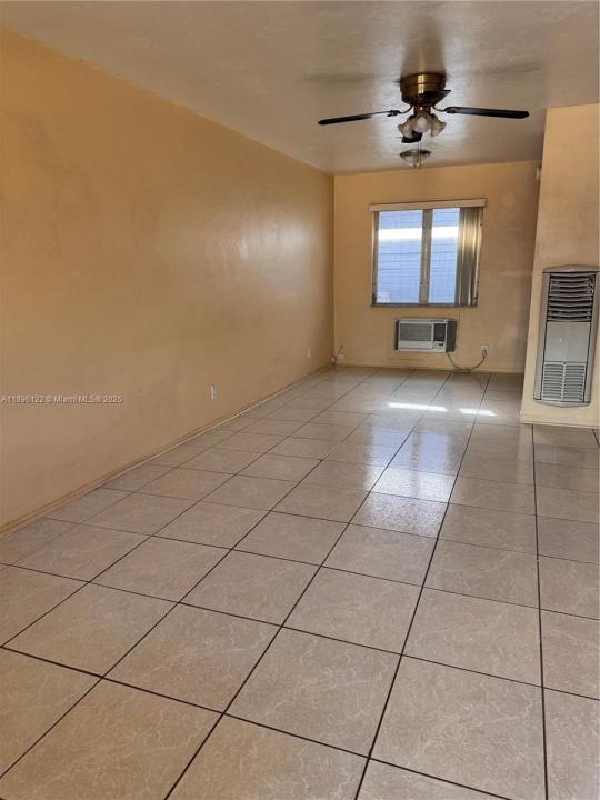 Hollywood, Florida 33020