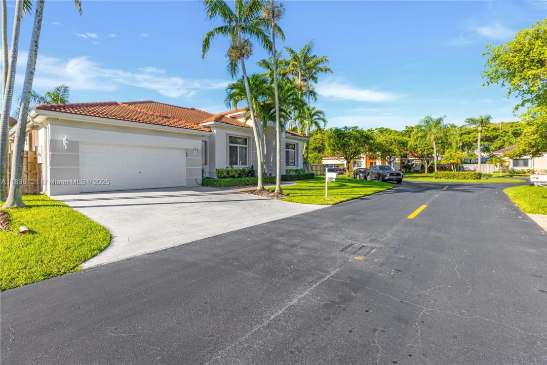 8464 SW 138th St, Palmetto Bay, 佛罗里达州 33158, 美国