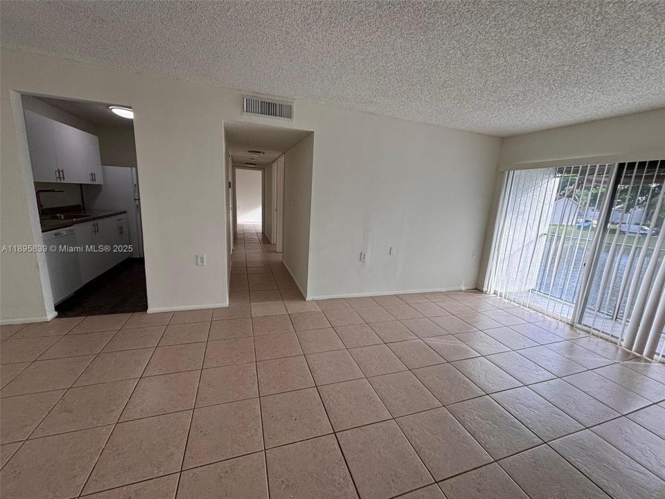 1140 Lake Victoria Dr F, West Palm Beach, 佛罗里达州 33411, 美国