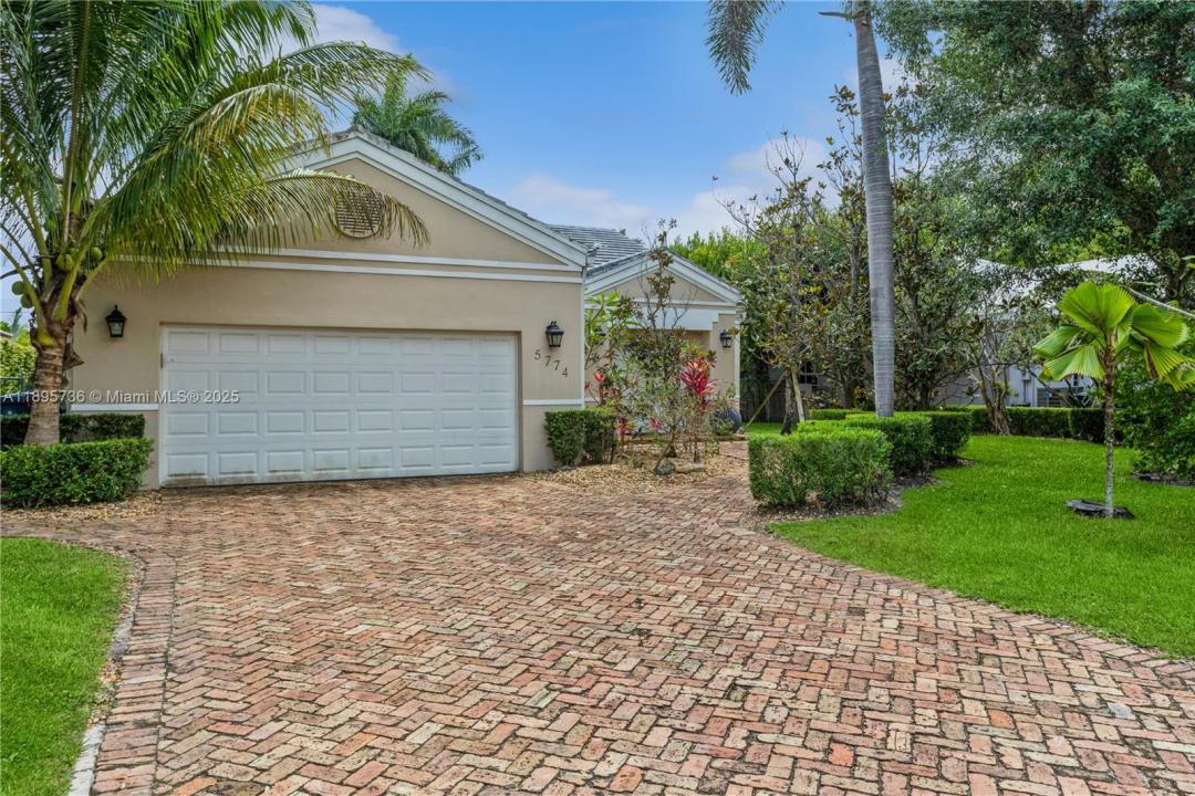 5774 SW 76th Ter, South Miami, Flórida 33143, Estados Unidos