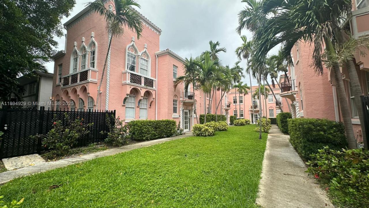 754 Meridian Ave 15, Miami Beach, Florida 33139