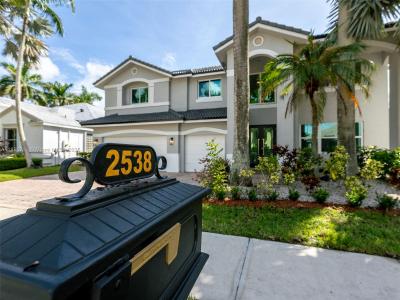 2538 Hunters Run Way 2538, Weston, Florida 33327, Estados Unidos
