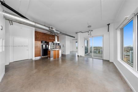 10 SW South River Dr PHI15, Miami, Florida 33130, USA