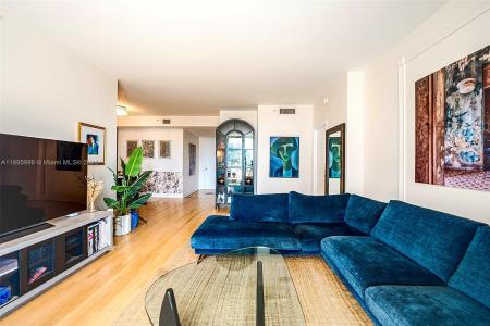 888 Brickell Key Dr 903, Miami, Florida 33131, USA