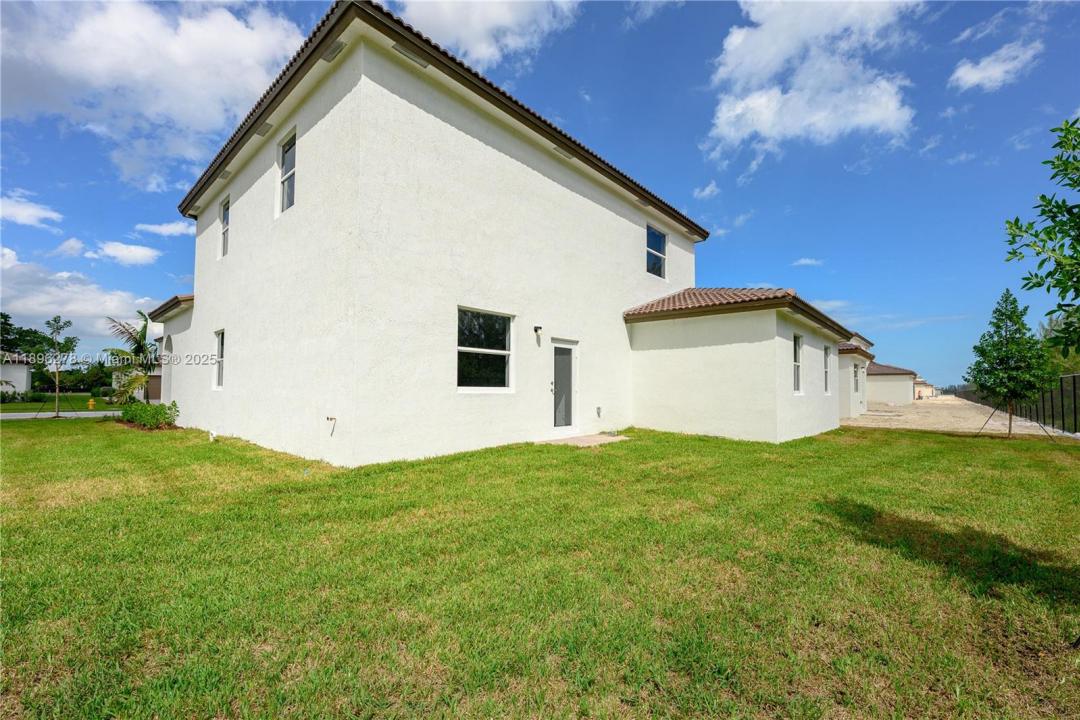 2232 SE 30th St ., Homestead, Floride 33035, États-Unis