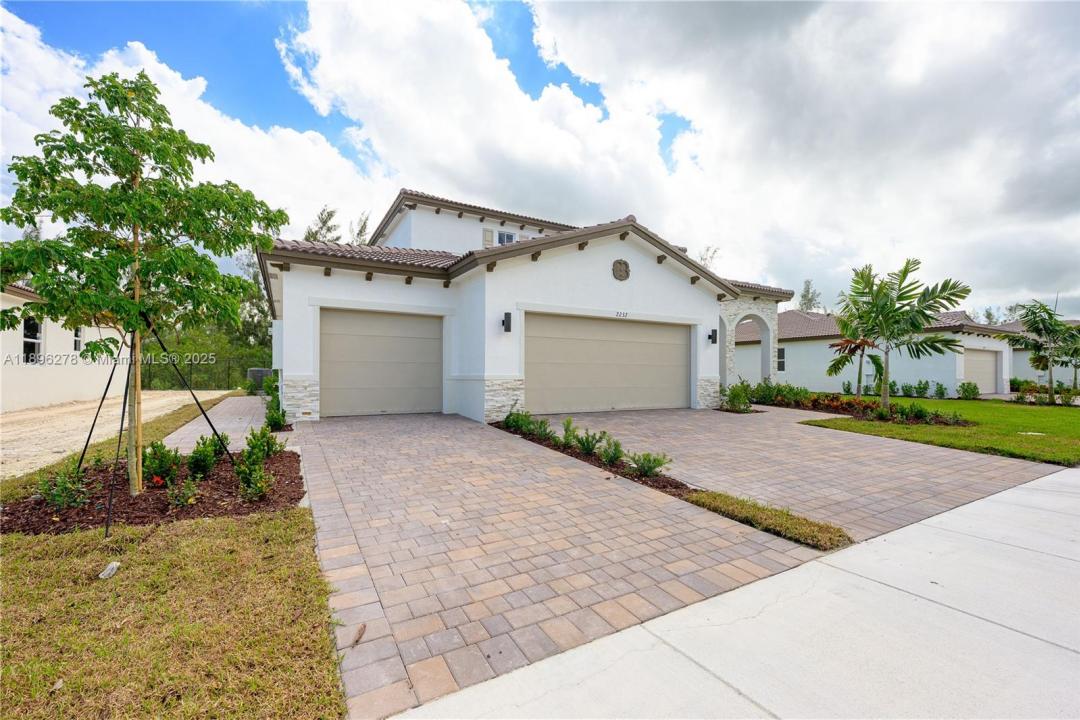 2232 SE 30th St ., Homestead, Floride 33035, États-Unis