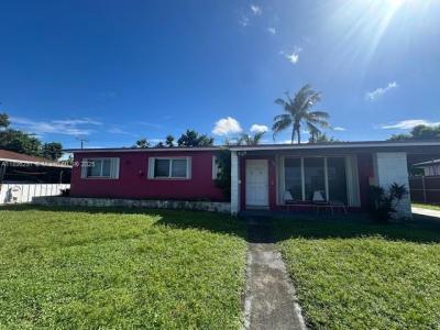 3530 NW 82nd St, Miami, Florida 33147, USA