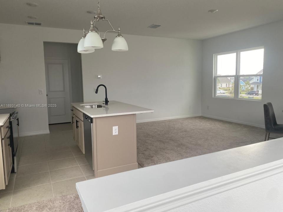 2952 Embark D134, Saint Cloud, Florida 34771, USA