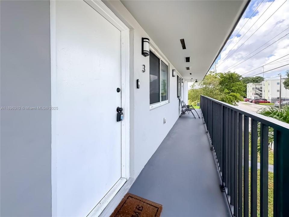 1202 NW 61st St 3, Miami, Floride 33142, États-Unis