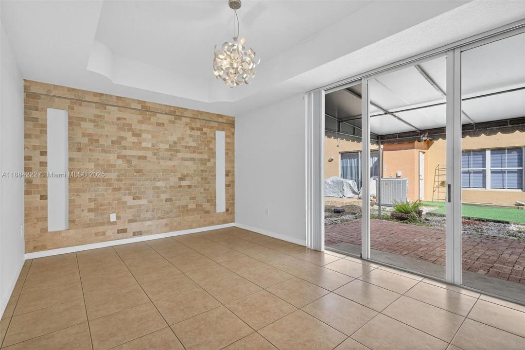 8425 NW 141st Ter 4207, Miami Lakes, Florida 33016, Estados Unidos