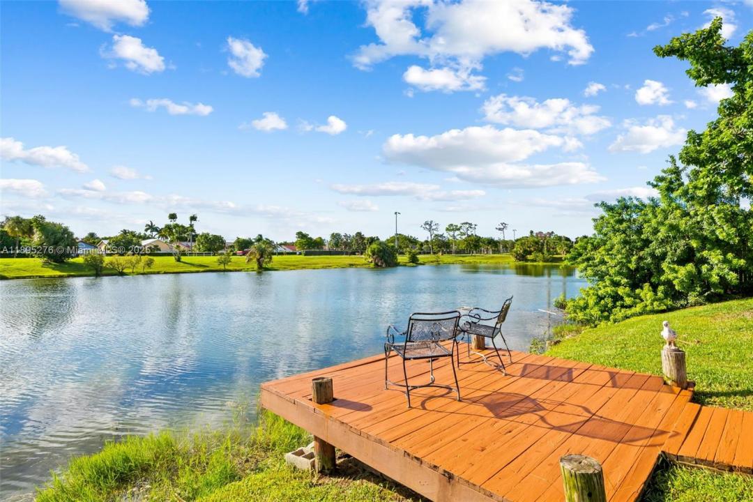 2141 NW 70th Lane, Margate, Florida 33063